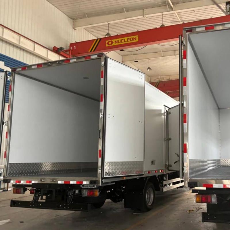 Kuinka PU Core Dry Truck Body parantaa nykyaikaisen liikenteen tehokkuutta?